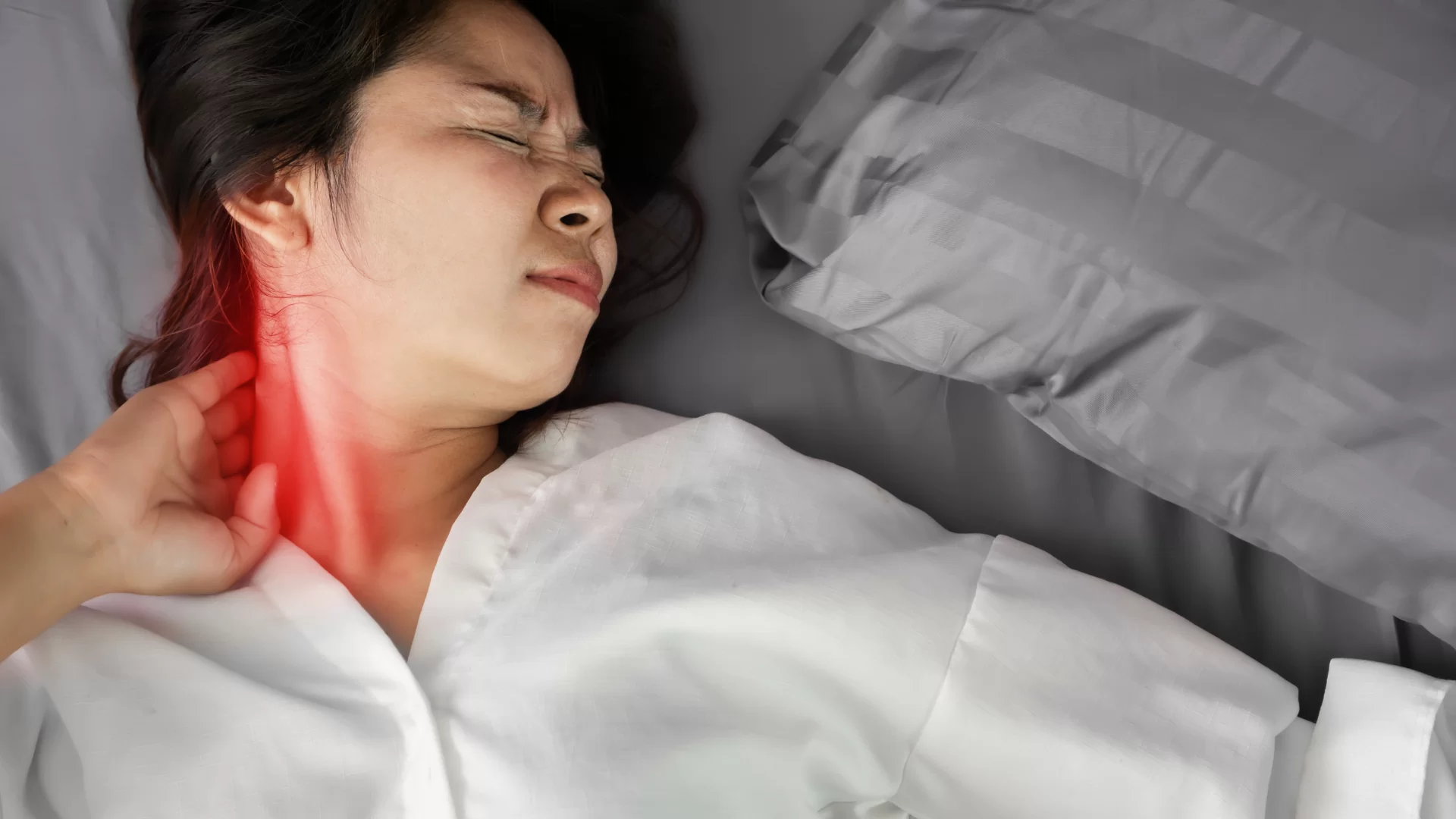 Gentle on Skin, Tough on Pain: The Natural Solution for Neck Discomfort