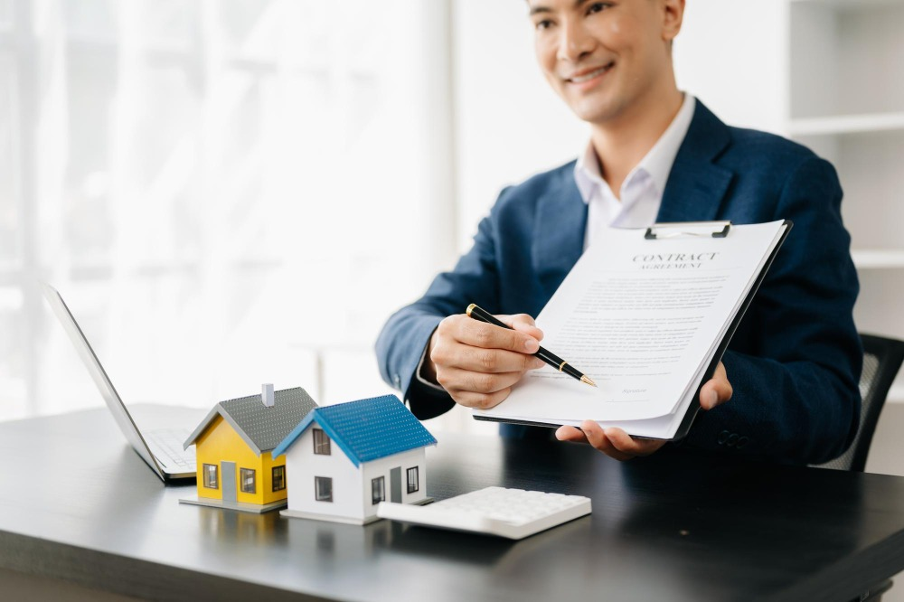 Save Time and Reduce Errors with Property Management Software for Your Rentals