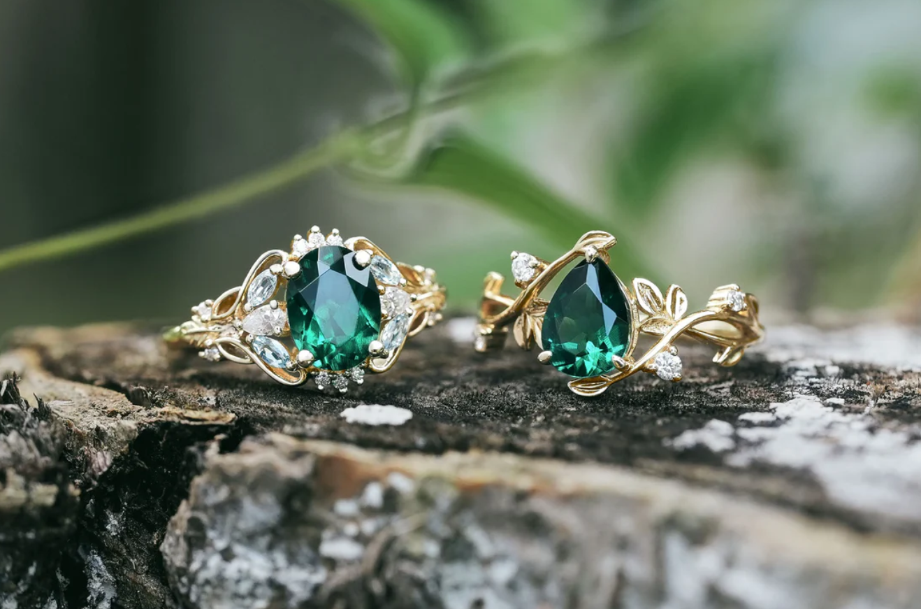 Top 10 Emerald Engagement Rings
