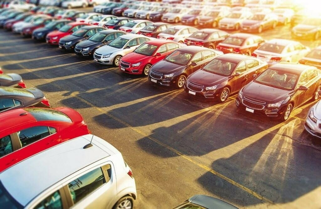 Discovering Quality in the Used Car Market