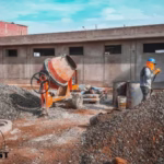 7 Warning Signs Your Driveway Needs a Professional Concrete Contractor