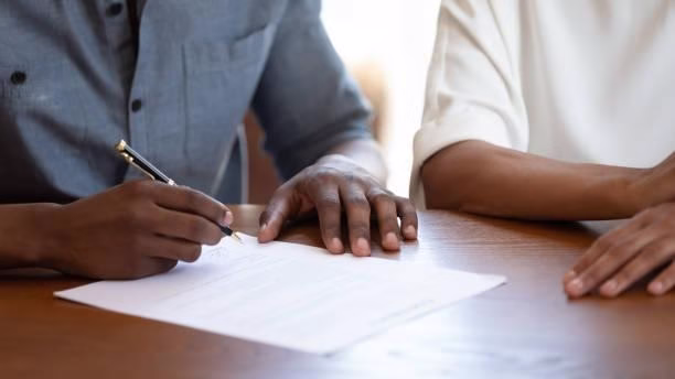 5 Common Mistakes People Make When Signing a Prenup