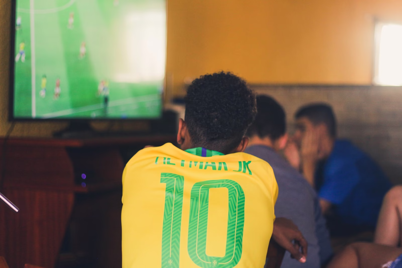 How Online Sportsbooks Enhance the Overall Sports Watching Experience