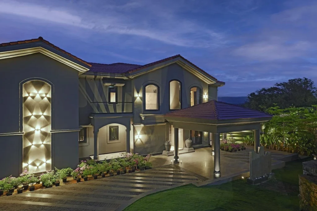 Custom Homes with Recycled Building Materials