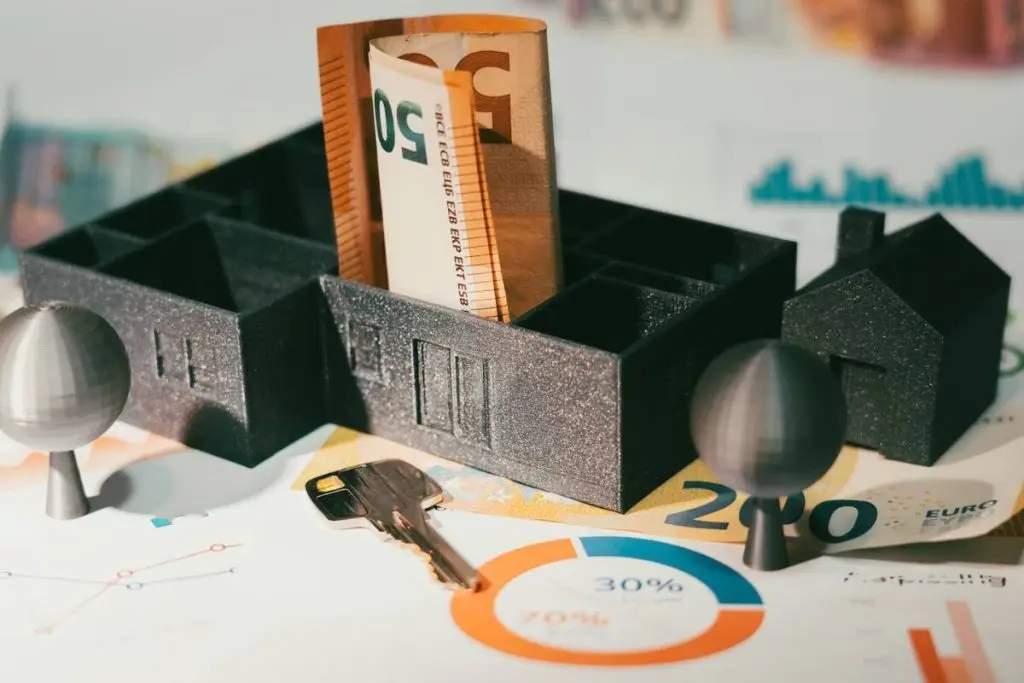 Is GEICO Available 24/7? (2026 Complete Guide)