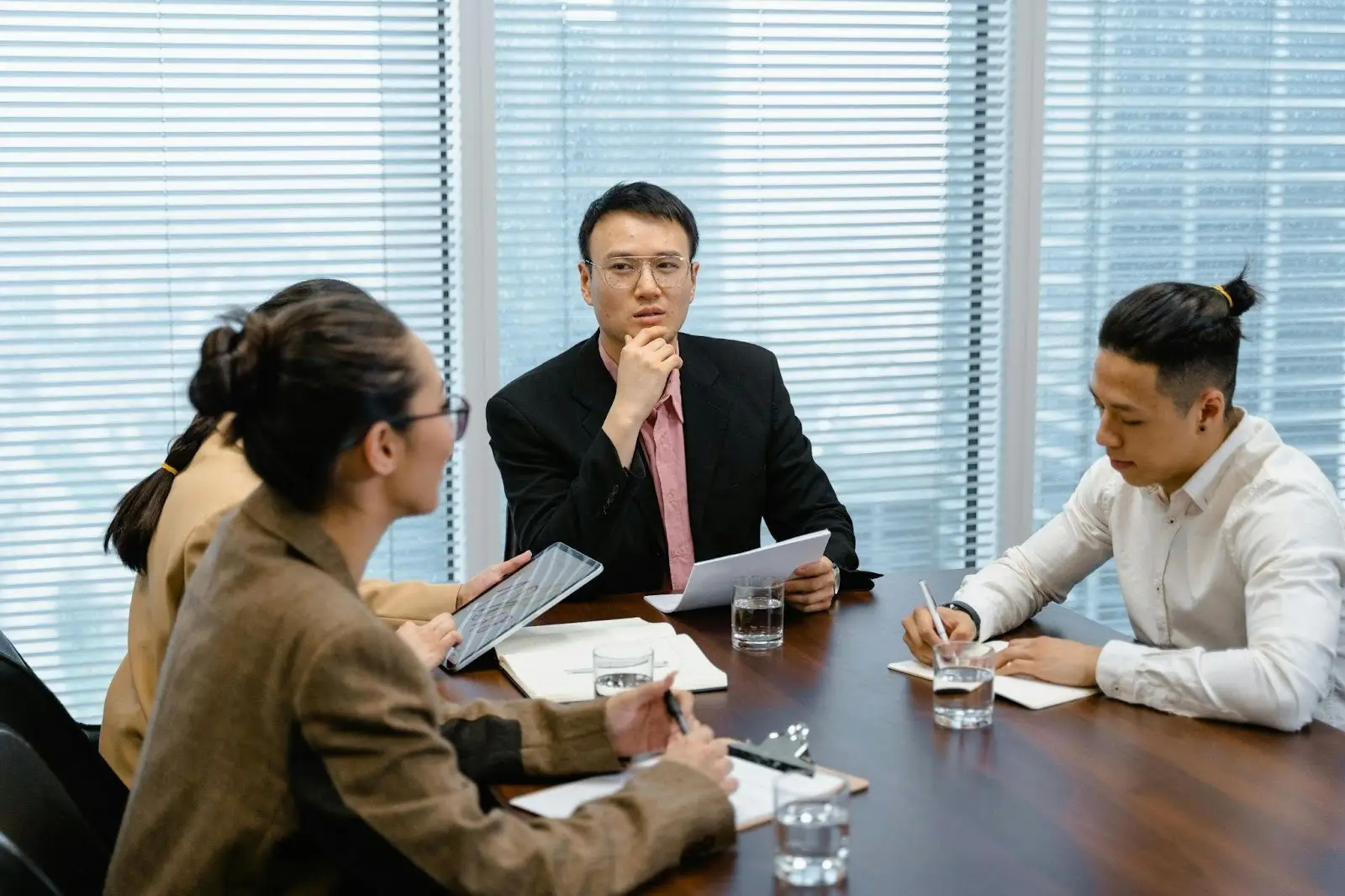 How West Texas Car Accident Lawyers Calculate Injury Compensation