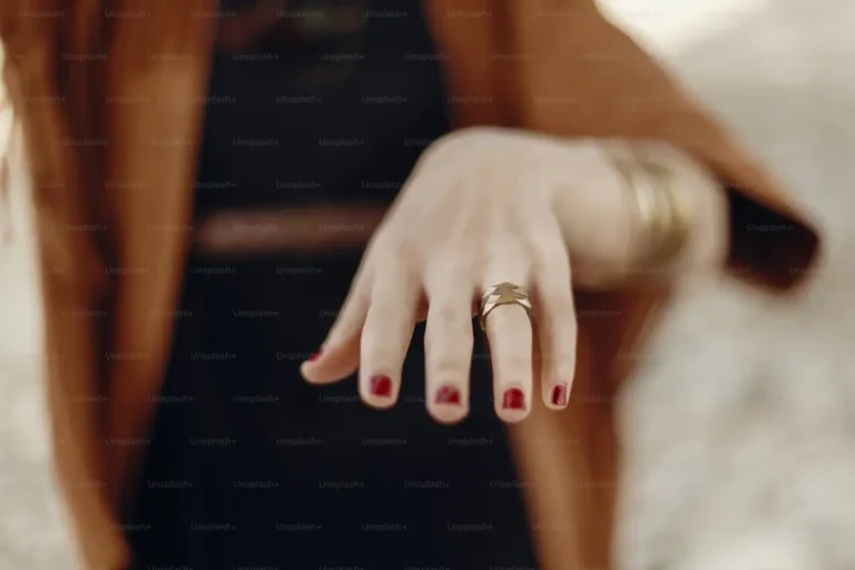 Engagement Rings Becoming