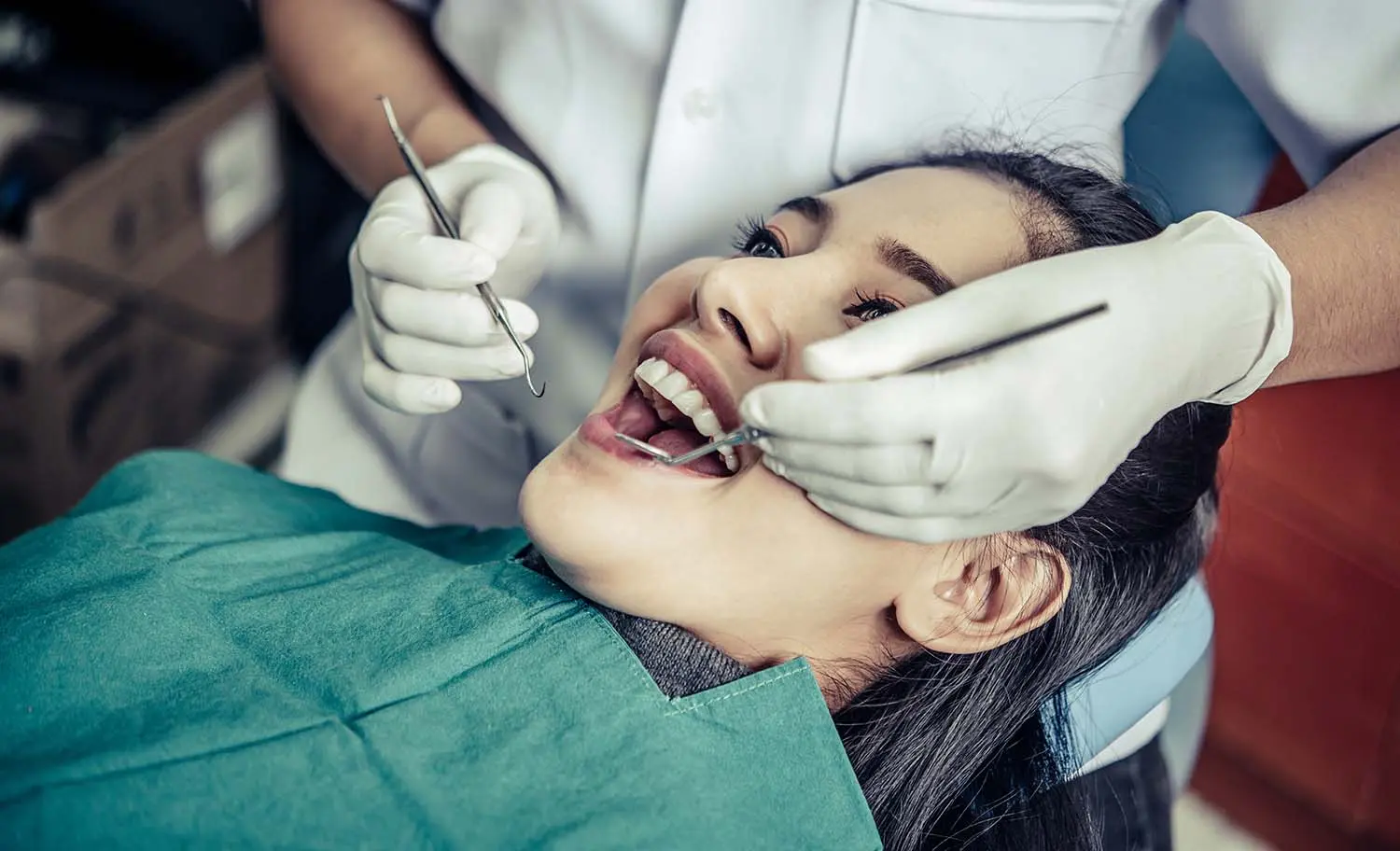 Screen Time, Smile Lines, and Sight: How Digital Lifestyles Are Reshaping Eye and Dental Health