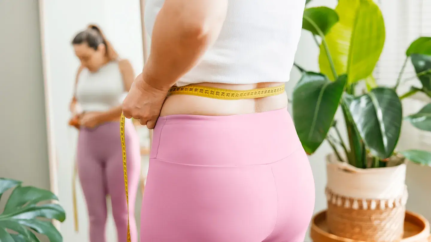 How Does Tracking Your Weight Loss Journey for 100 Days Help?