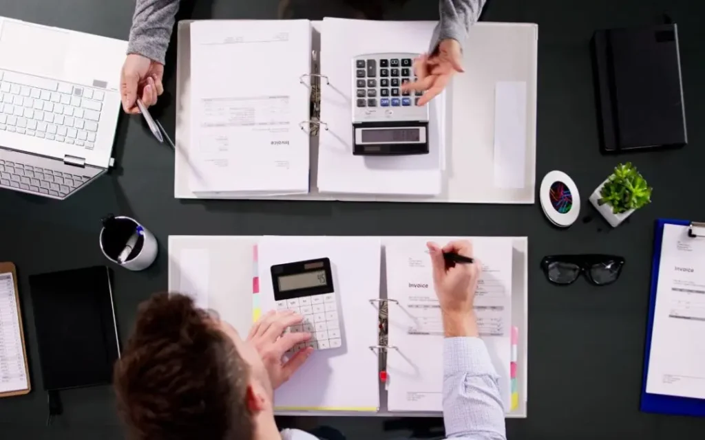 How Local Financial Experts Help Simplify Tax and Compliance Requirements