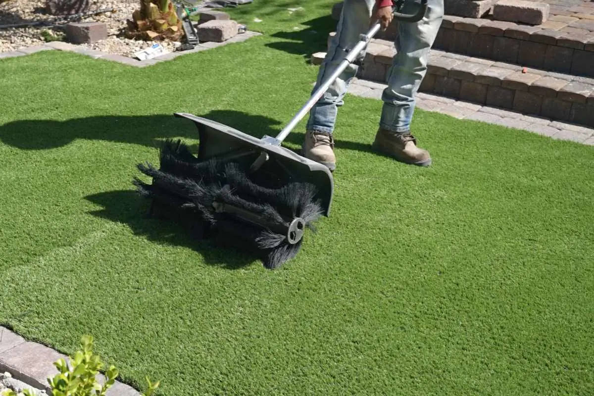 Artificial Turf Cleaning