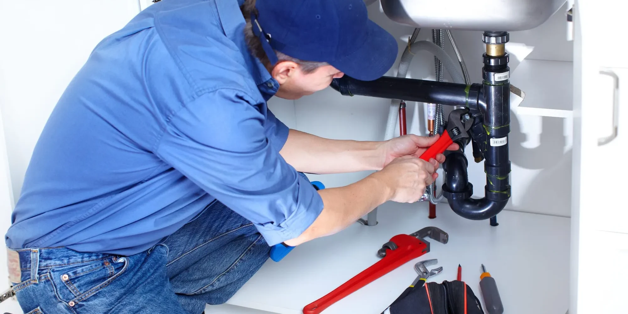 How to Identify a Reliable Plumber for Emergency Repairs